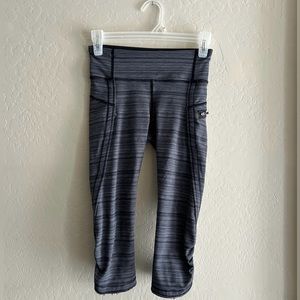 Lululemon Crop Leggings with Zipper Side Pockets
